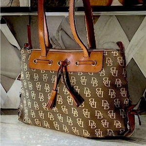 Dooney & Bourke HP74Q Large Tassel Top Zip Shoulder Bag Brown DB Monogram